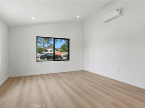 1001 E Saint Andrew Place, Santa Ana CA 92707
