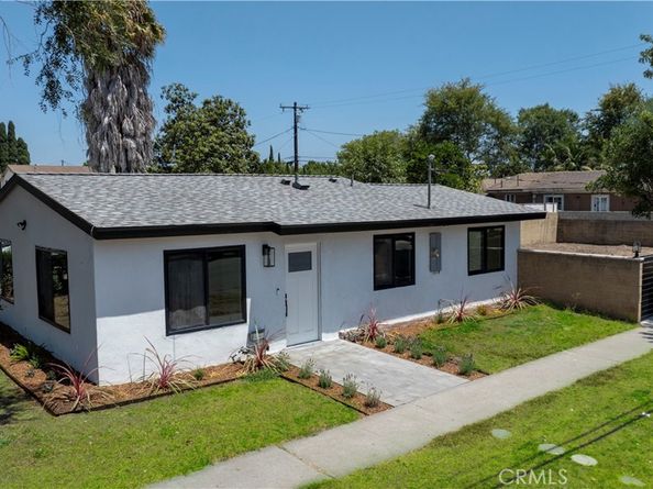 1001 E Saint Andrew Place, Santa Ana CA 92707