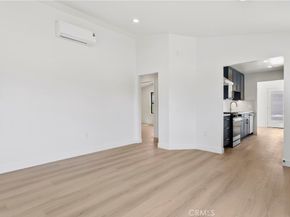 1001 E Saint Andrew Place, Santa Ana CA 92707