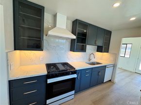 1001 E Saint Andrew Place, Santa Ana CA 92707