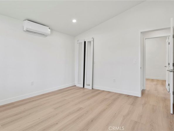 1001 E Saint Andrew Place, Santa Ana CA 92707