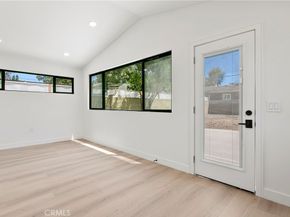1001 E Saint Andrew Place, Santa Ana CA 92707