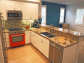 1104 Hibiscus Way, Oceanside CA 92054