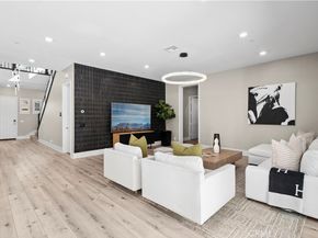 113 Pixel, Irvine CA 92618