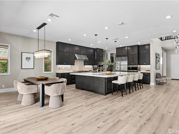 113 Pixel, Irvine CA 92618