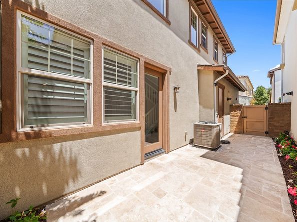 22 Lomada Street, Rancho Mission Viejo CA 92694