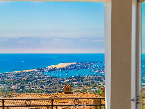 22 Pelican Crest Drive, Newport Coast CA 92657