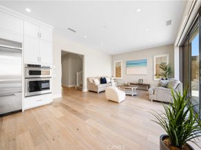 103 Sky, Irvine CA 92602