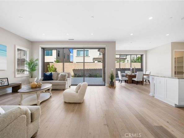 103 Sky, Irvine CA 92602