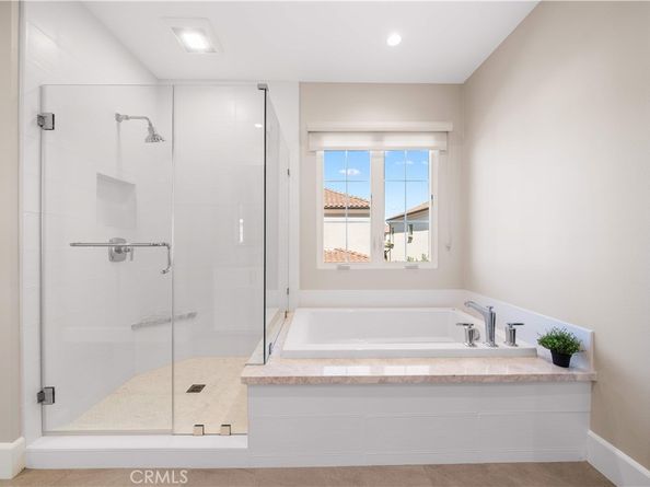 103 Sky, Irvine CA 92602