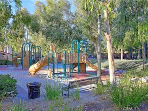 9 Bonsall 61, Irvine CA 92602