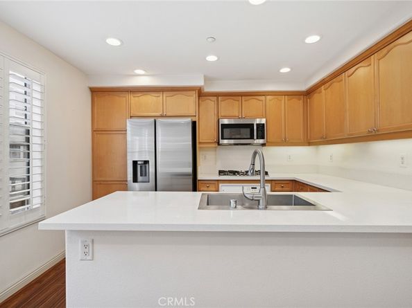 9 Bonsall 61, Irvine CA 92602