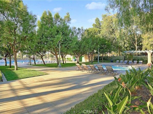 9 Bonsall 61, Irvine CA 92602