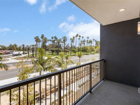 1095 N Harbor Boulevard, Anaheim CA 92801