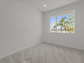 1095 N Harbor Boulevard, Anaheim CA 92801