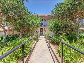 5490 Paseo Del Lago W C, Laguna Woods CA 92637