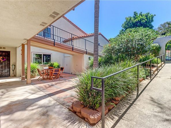5490 Paseo Del Lago W C, Laguna Woods CA 92637