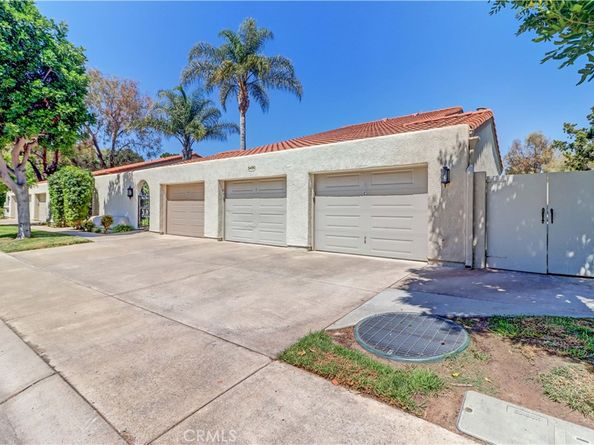 5490 Paseo Del Lago W C, Laguna Woods CA 92637