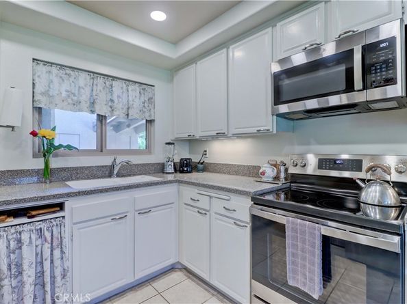 5490 Paseo Del Lago W C, Laguna Woods CA 92637