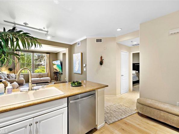 3247 Watermarke Place, Irvine CA 92612