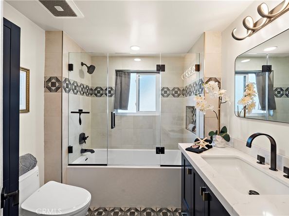 6431 Reubens Drive, Huntington Beach CA 92647