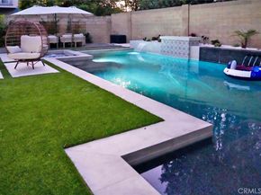 6431 Reubens Drive, Huntington Beach CA 92647