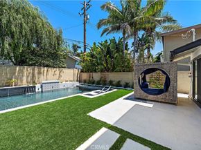 6431 Reubens Drive, Huntington Beach CA 92647