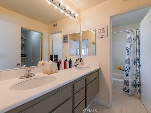 932 Momax Street, Azusa CA 91702