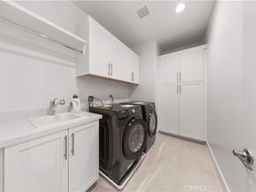 168 Somera, Irvine CA 92602