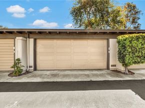 3 Palos 51, Irvine CA 92612