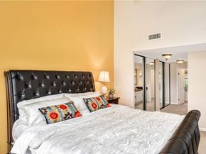 3 Palos 51, Irvine CA 92612