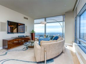 900 W Olympic Boulevard 47B, Los Angeles CA 90015