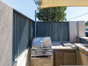 2905 Magnolia Avenue, Long Beach CA 90806