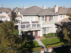 2710 Dumalski, Lakewood CA 90712