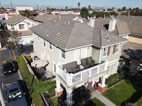 2710 Dumalski, Lakewood CA 90712