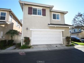 2710 Dumalski, Lakewood CA 90712