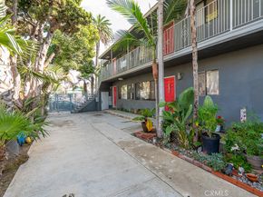 1056 E 6th Street, Long Beach CA 90802