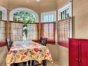 2000 W 80th, Los Angeles CA 90047