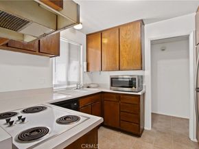 5650 Sumner 311, Culver City CA 90230