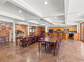 6315 Green Valley 100, Culver City CA 90230