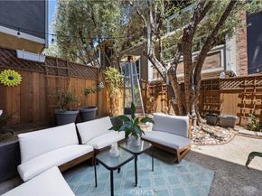 6315 Green Valley 100, Culver City CA 90230