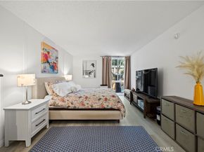 6315 Green Valley 100, Culver City CA 90230