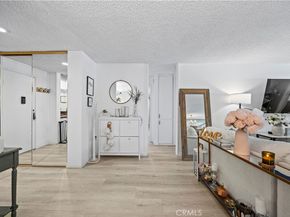 6315 Green Valley 100, Culver City CA 90230