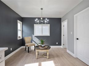 8716 S 10th Avenue, Inglewood CA 90305