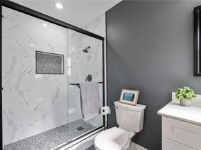 8716 S 10th Avenue, Inglewood CA 90305