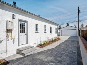 8716 S 10th Avenue, Inglewood CA 90305