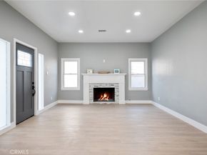 8716 S 10th Avenue, Inglewood CA 90305