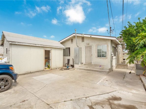 1206 E Cruces, Wilmington CA 90744