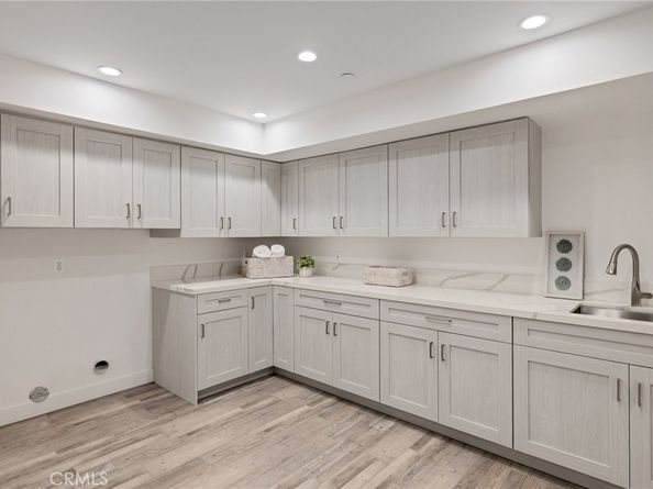 201 S Juanita Avenue, Redondo Beach CA 90277