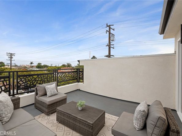 201 S Juanita Avenue, Redondo Beach CA 90277